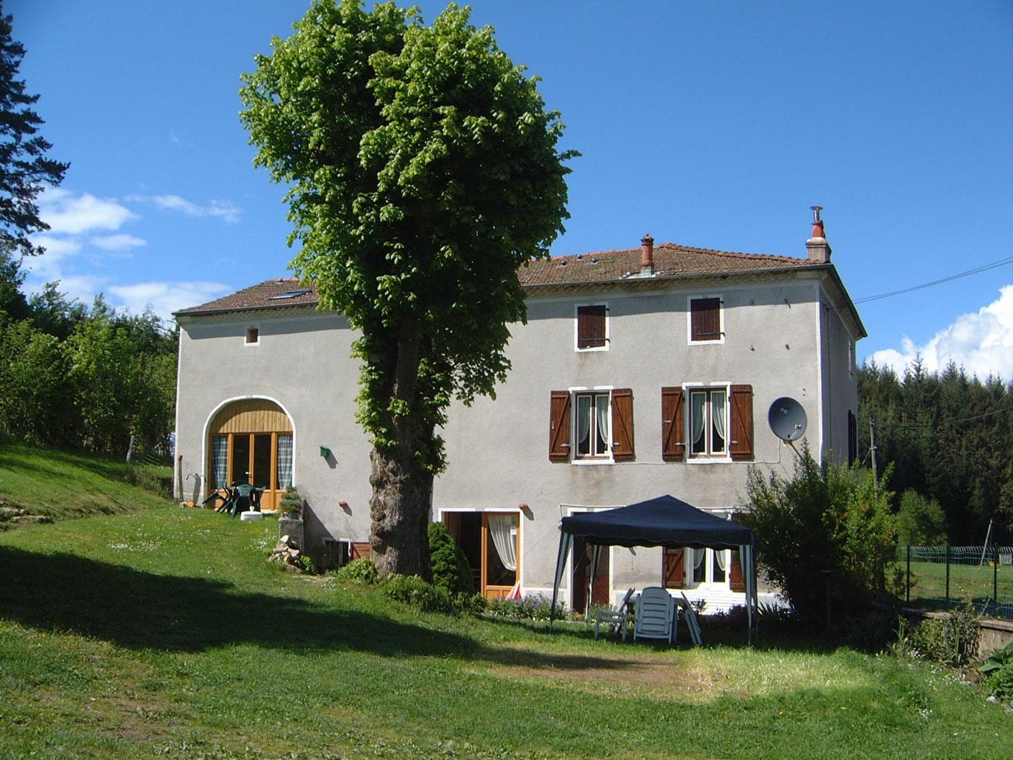 Gite Maison Neuve Grandval Exteriér fotografie